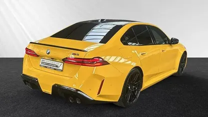 Gebraucht BMW M5 Performance 727 PS (534 kW) 2024 Speedgelb Limousine