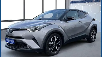 Silber Gebraucht 2017 Toyota C-HR Style SUV | 19.390 € (Fairer Preis)