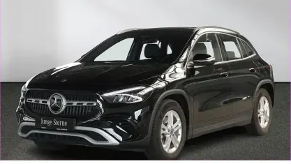Usata Mercedes GLA200 Advanced 163 CV (119 kW) 2024 Nero SUV