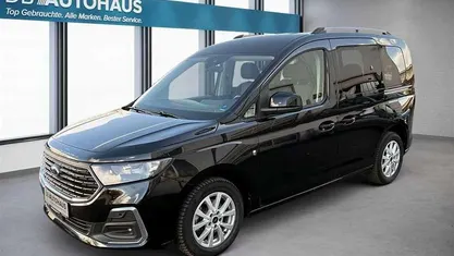 Gebraucht Ford Tourneo Connect Titanium 122 PS (89 kW) 2024 Schwarz Van / Kleinbus