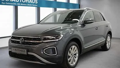 Gebraucht VW T-Roc Style 116 PS (85 kW) 2024 Grau SUV