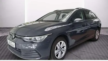 Gebraucht 2024 VW Golf VIII Life Kombi | 23.979 € (Fairer Preis)