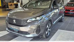 Platiniumgrau Gebraucht 2024 Peugeot 5008 GTi Van / Kleinbus | 27.970 € (Fairer Preis)