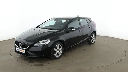 Gebraucht Volvo V40 Momentum 152 PS (111 kW) 2019 Schwarz Kombi