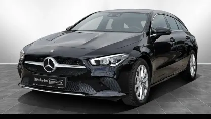 Gebraucht Mercedes CLA200 Progressive 163 PS (119 kW) 2021 Metalliclack kosmosschwarz Coupé