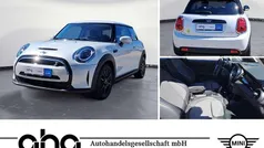 Weiß Gebraucht 2023 Mini Cooper SE Classic Kleinwagen | 19.260 € (Guter Preis)
