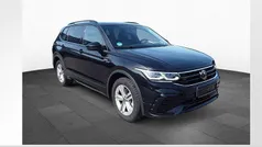 Deep black perleffekt Gebraucht 2025 VW Tiguan Allspace R-line SUV | 46.709 € (Fairer Preis)