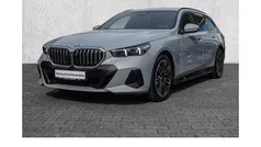 Grau Gebraucht 2024 BMW 520 Performance Kombi | 53.280 € (Guter Preis)