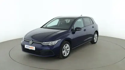 Gebraucht VW Golf VIII Life 131 PS (96 kW) 2020 Blau Limousine