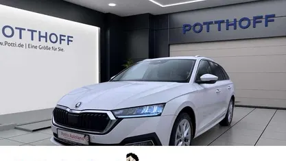 Gebraucht 2023 Skoda Octavia Style Kombi | 18.997 € (Guter Preis)