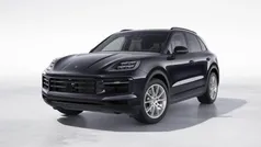 Chromitschwarzmetallic Gebraucht 2024 Porsche Cayenne SUV | 95.500 € (Fairer Preis)