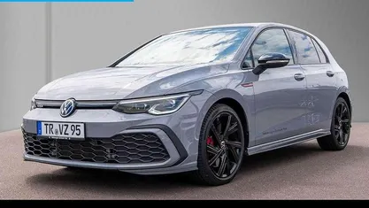 Mondsteingrau Gebraucht 2023 VW Golf VIII Business Limousine | 28.960 € (Fairer Preis)