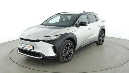 Gebraucht 2022 Toyota bZ4X SUV | 29.780 € (Superpreis)