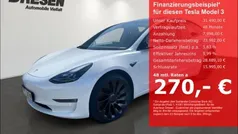 Weiss Gebraucht 2022 Tesla Model 3 Performance Limousine | 31.490 € (Fairer Preis)