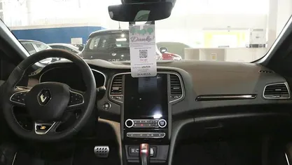 Schwarz Gebraucht 2024 Renault Mégane IV R.S. Limousine | 26.990 € (Fairer Preis)