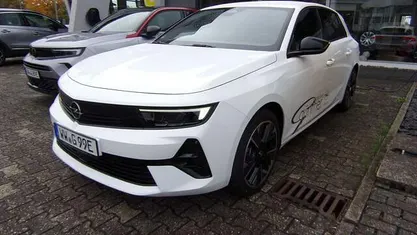 Gebraucht Opel Astra Edition 114 kW (156 PS) 2025 Weiß Limousine