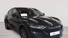 Gebraucht 2021 Ford Mustang Mach-E SUV | 26.890 € (Fairer Preis)