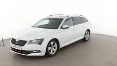Weiß Gebraucht 2018 Skoda Superb Style Kombi | 19.290 € (Fairer Preis)