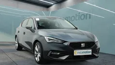 Grau Gebraucht 2024 Seat Leon FR Limousine | 26.899 € (Fairer Preis)