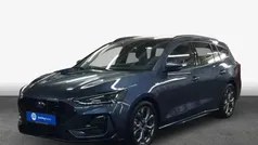 Blau Gebraucht 2024 Ford Focus ST-Line Kombi | 27.221 € (Fairer Preis)
