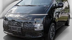 Abyss black Neu 2025 Hyundai Staria Van | 51.980 €