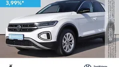 Weiß Gebraucht 2024 VW T-Roc Style SUV | 29.480 € (Fairer Preis)