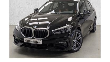 Używany BMW 118 Sport Line 150 KM (110 kW) 2020 Czarny Hatchback