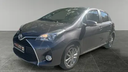 Gebraucht Toyota Yaris Comfort 99 PS (72 kW) 2015 Grau Kleinwagen