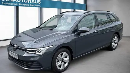 Gebraucht VW Golf VIII Life 110 PS (80 kW) 2022 Kombi