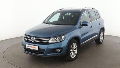 Gebraucht VW Tiguan LOUNGE 150 PS (110 kW) 2015 Blau SUV