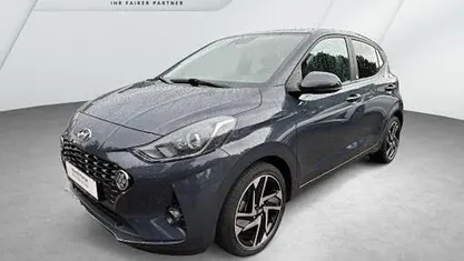 Gebraucht Hyundai i10 Edition 30+ 67 PS (49 kW) 2021 Grau Kleinwagen