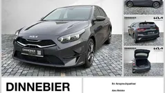 Pentametal grau metallic Neu 2025 Kia Ceed Limousine | 25.990 € (Fairer Preis)