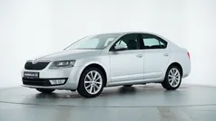 Brilliantsilber metallic met. Gebraucht 2013 Skoda Octavia Elegance Limousine | 11.478 € (Fairer Preis)