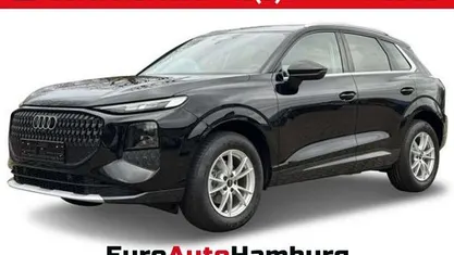 Pfeilgrau perleffekt/grau Neu 2025 Audi Q3 SUV | 43.980 € (Superpreis)