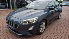 Blau Gebraucht 2018 Ford Focus Titanium Limousine | 13.490 € (Superpreis)