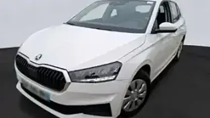 Begagnad Skoda Fabia Active 65 HK (47 kW) 2022 Vit Halvkombi