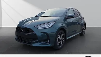 Neu Toyota Yaris Hybrid Comfort 117 PS (86 kW) 2025 Grau Kleinwagen
