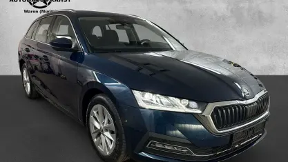 Gebraucht Skoda Octavia Style 110 PS (80 kW) 2023 Blau Kombi