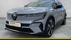 Rafalgrau Gebraucht 2023 Renault Mégane Techno SUV | 28.890 € (Fairer Preis)