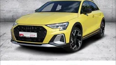 Gelb Gebraucht 2024 Audi A3 Advanced Limousine | 37.930 € (Fairer Preis)