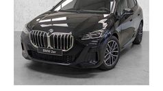 Saphirschwarz metallic Neu 2025 BMW 218 M Sport Van / Kleinbus | 36.990 € (Fairer Preis)