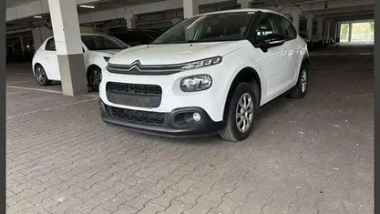 Gebraucht Citroën C3 Feel 110 PS (80 kW) 2019 Grau (grau artense) Kleinwagen