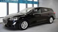 Schwarz Gebraucht 2021 Ford Focus Titanium Kombi | 15.460 € (Fairer Preis)