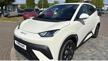 Neu BYD Dolphin Surf Comfort 114 kW (156 PS) 2026 Weiss Kleinwagen