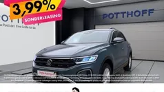 Blau Gebraucht 2024 VW T-Roc Life SUV | 22.977 € (Guter Preis)