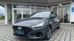 Ecotronic grey (pe2) metallic Gebraucht 2025 Hyundai i30 Advantage Limousine | 20.990 € (Guter Preis)