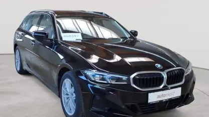 Second-hand BMW 320 Comfort Edition 190 CP (139 kW) 2023 Negru Break