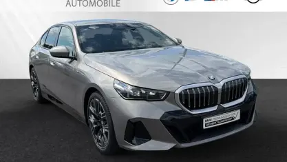 Gebraucht BMW 520 Performance 197 PS (144 kW) 2025 Oxidgrau metallic Limousine