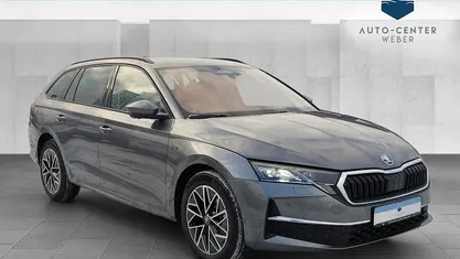 Gebraucht Skoda Octavia Tour 150 PS (110 kW) 2025 Grau Kombi