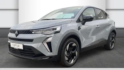 Rafalgrau metallic Gebraucht 2024 Renault Captur Techno SUV | 23.995 € (Etwas zu teuer)